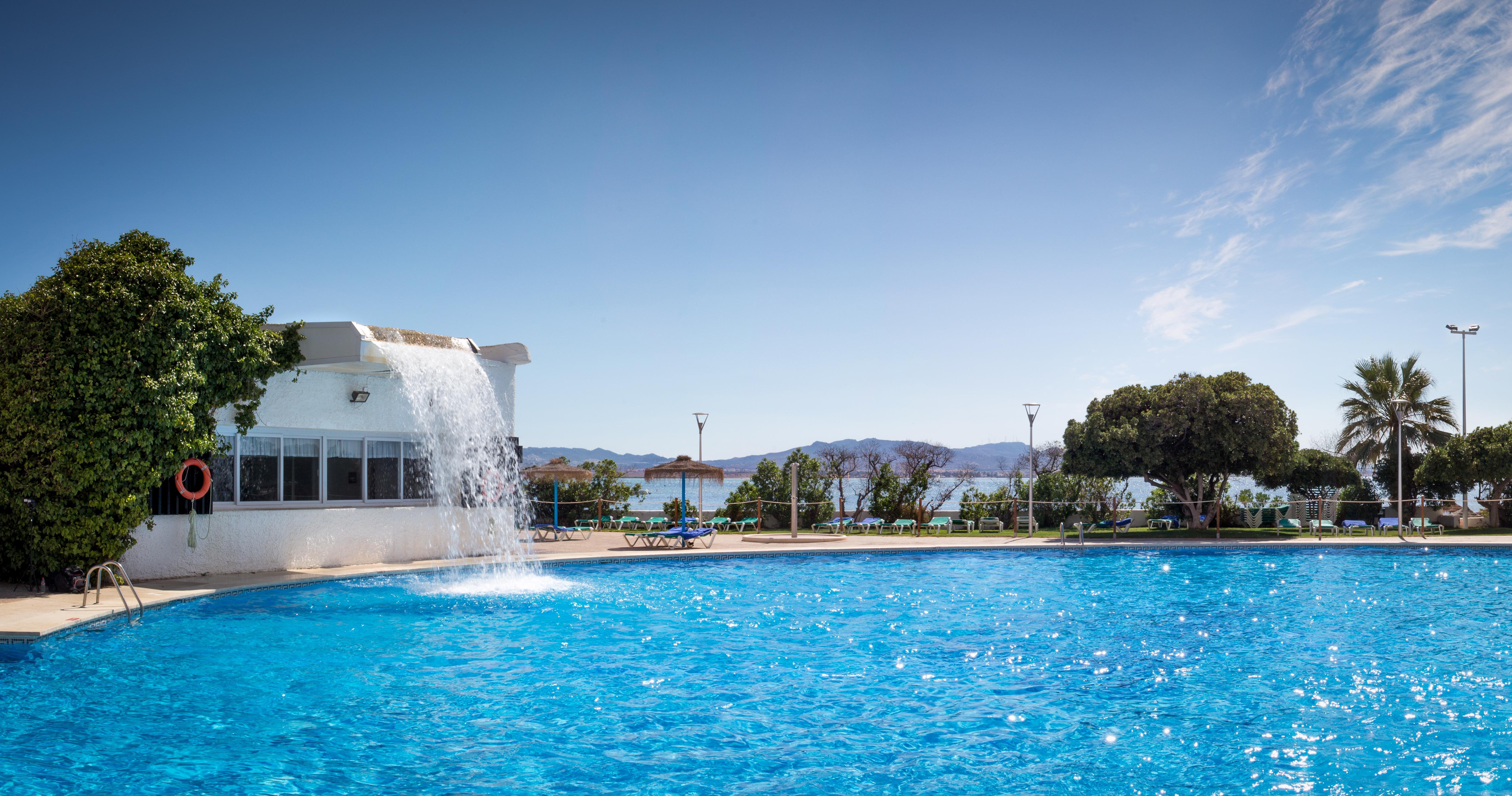 Hotel Izan Cavanna La Manga del Mar Menor Exterior photo