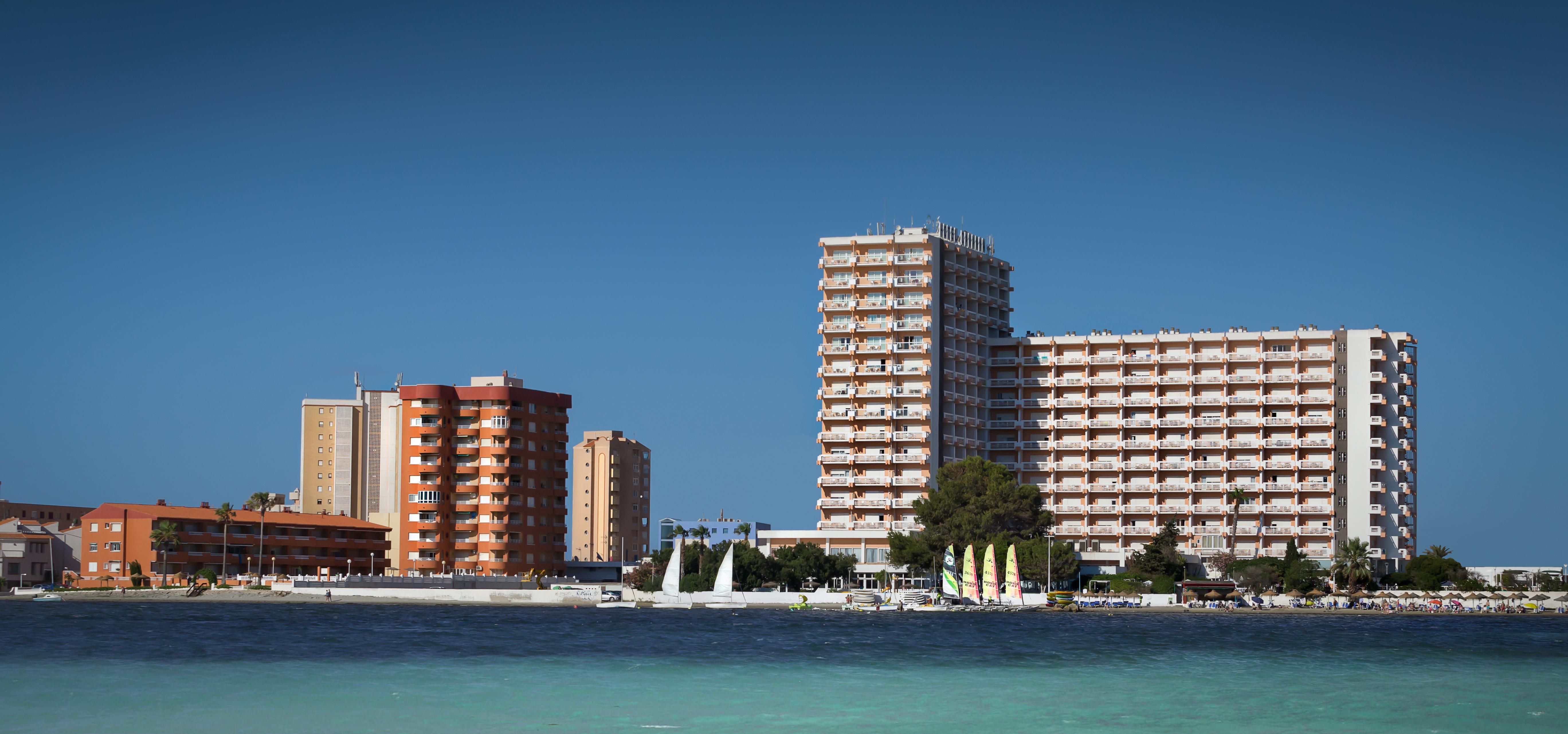 Hotel Izan Cavanna La Manga del Mar Menor Exterior photo